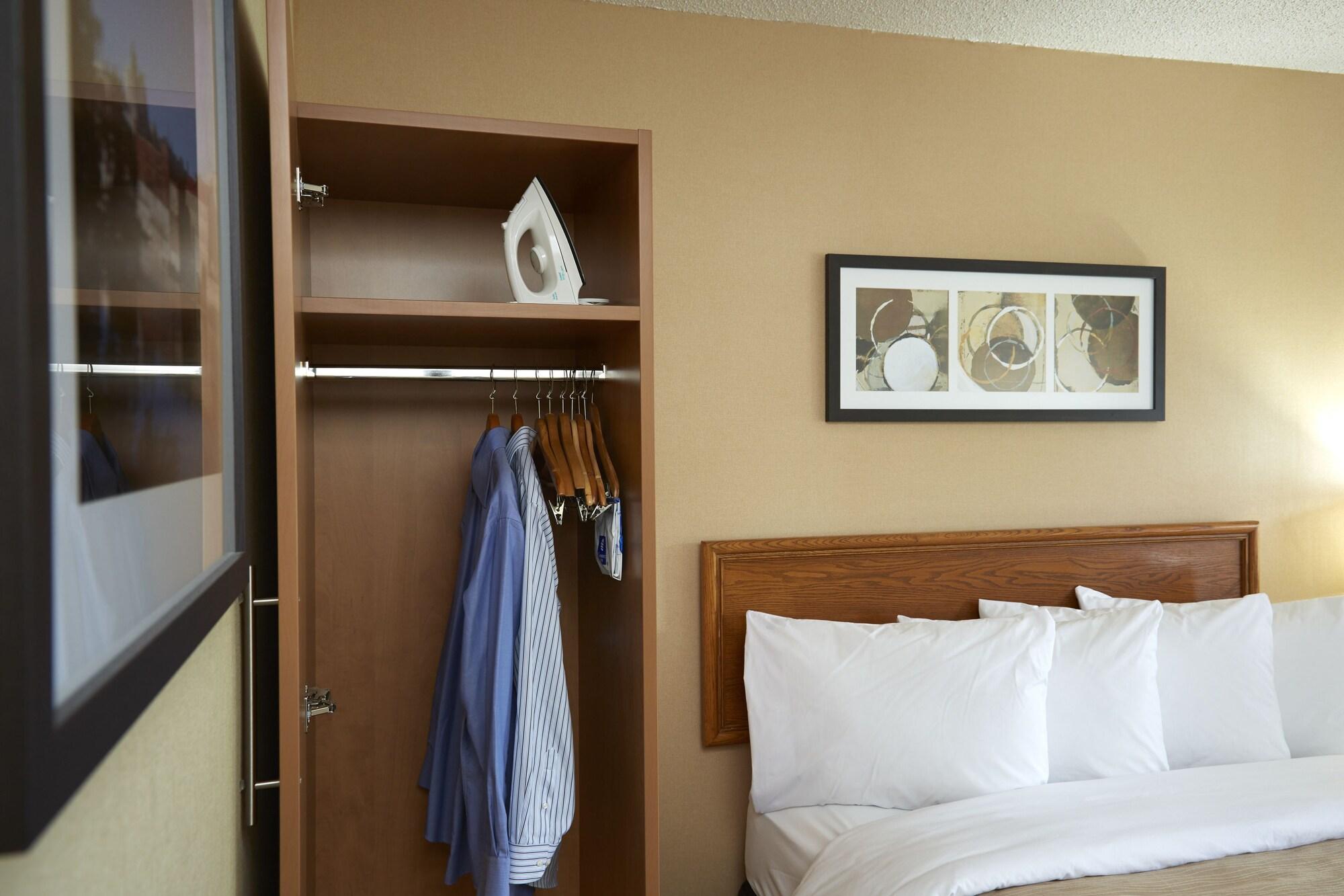 Comfort Inn Кобург Экстерьер фото